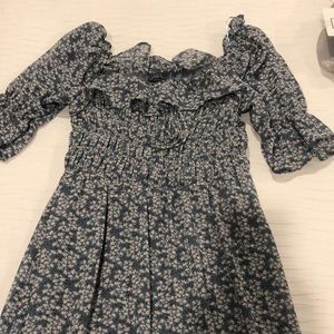 Dress only worn once, excellent condition